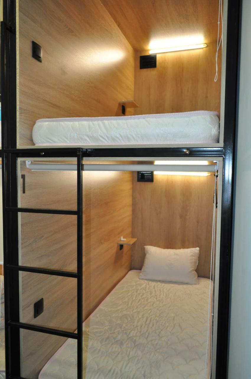 Hostel S size Astana Exterior foto