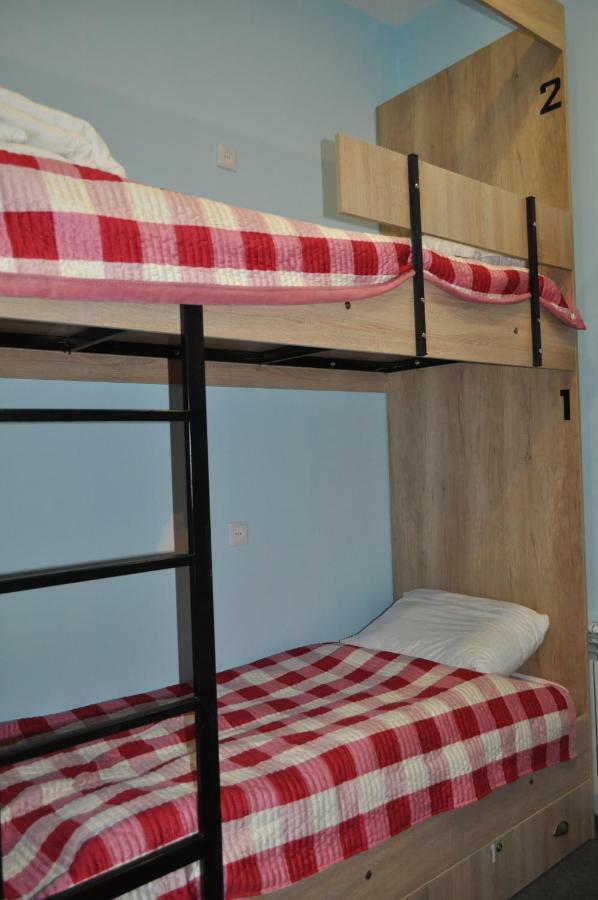 Hostel S size Astana Exterior foto