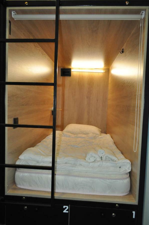 Hostel S size Astana Exterior foto